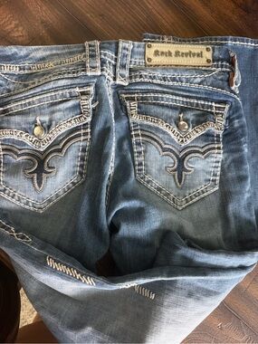 Rock Revival Women’s Medium Blue Embroidered Back Pocket Bootcut Jeans